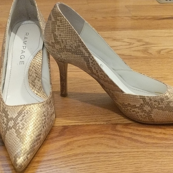 Snake Skin - Picture 3 of 5